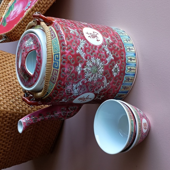 Chinese Famille Tea Set - Picture 11 of 14